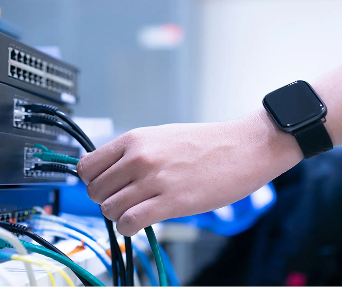 Data Center Support: Ensuring Uptime and Security